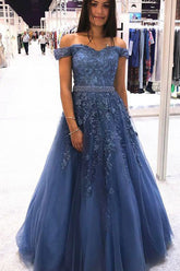 Charming Ball Gown Off the Shoulder Lace Tulle Long Prom Dresses with Appliques